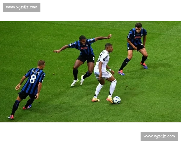 巅峰对决:全球足球冠军赛精彩瞬间全景解析 - 副本 - 副本 巅峰对决:全球足球冠军赛精彩瞬间全景解析 - 副本 - 副本